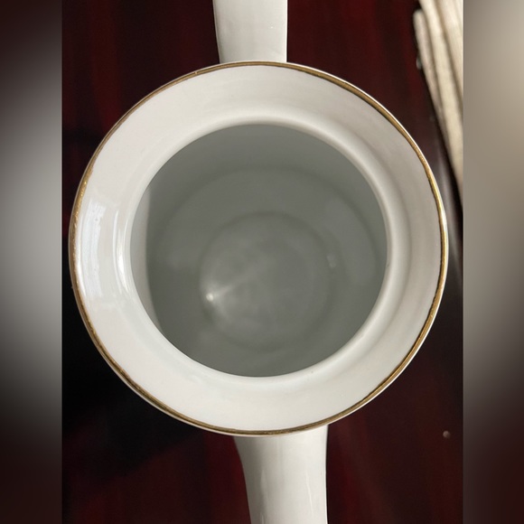 Fairfield Fine China Deck The Halls Coffee Pot - Picture 3 of 7